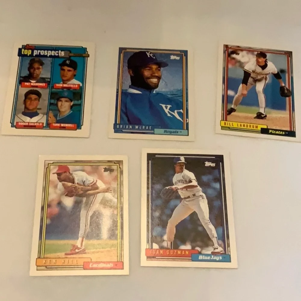 Bundle of Baseball Cards Lot 86